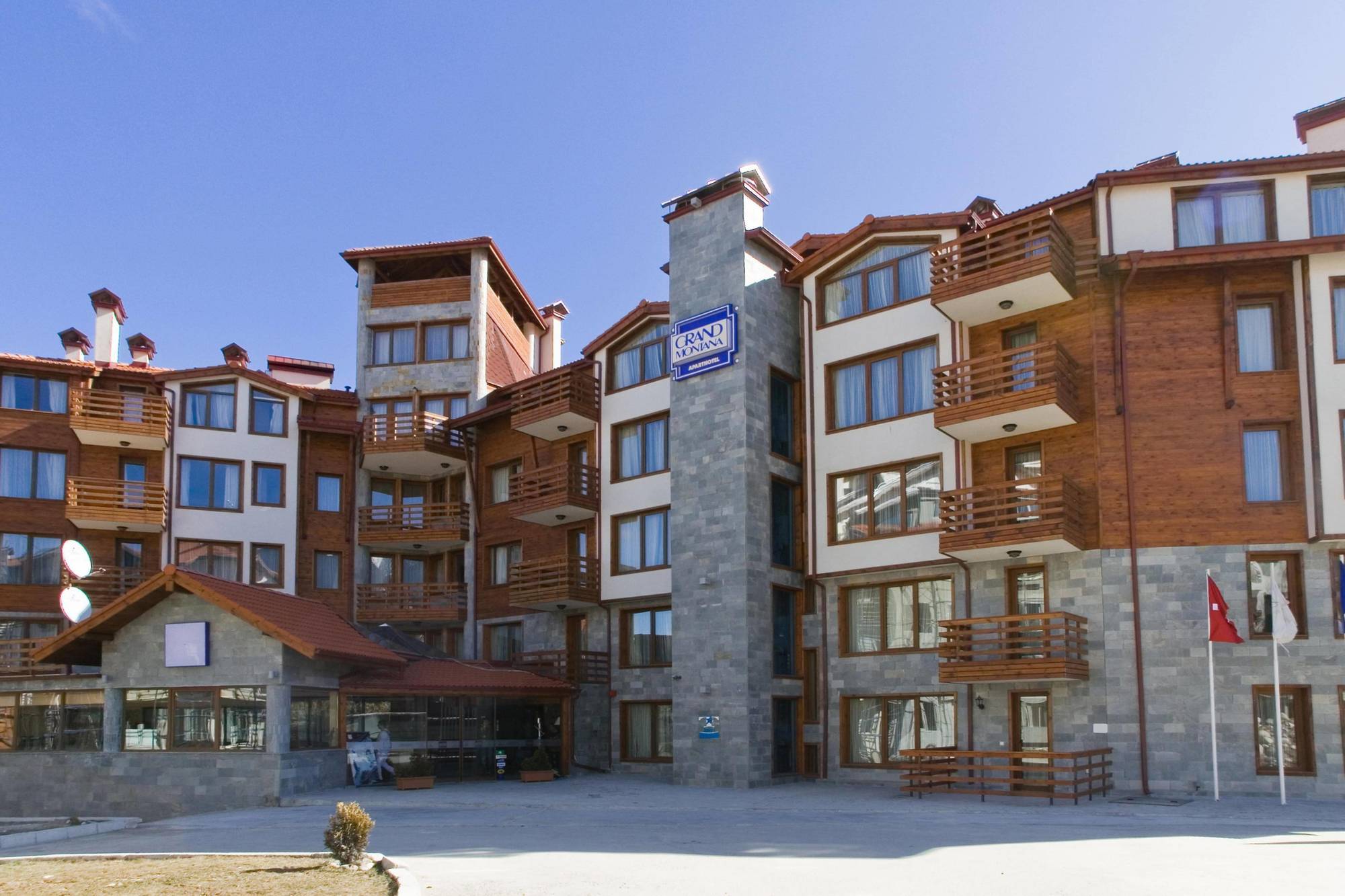 Grand Montana Hotel Банско Экстерьер фото